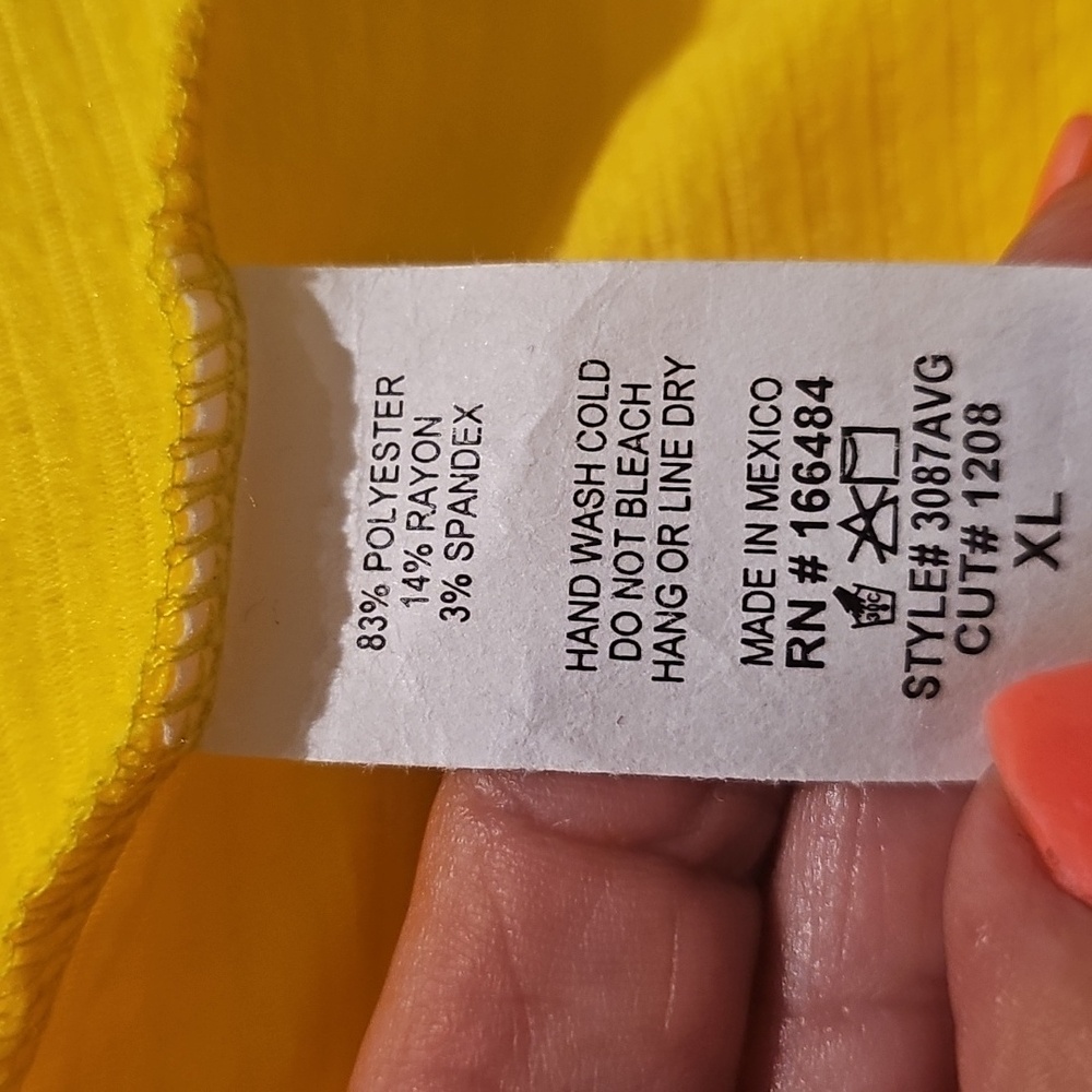 Set The Stage Lemon Yellow Button-Detail Women's Top With Tye Front. NWT - Picture 6 of 6